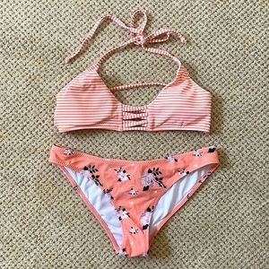 Cupshe peachy stripes and floral bikini